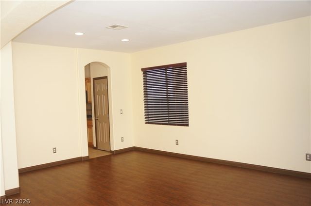 5228 Cardinal Flower Court, North Las Vegas, NV 89081