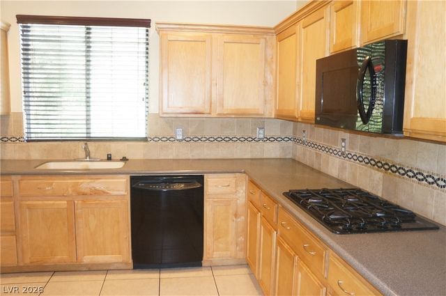 5228 Cardinal Flower Court, North Las Vegas, NV 89081