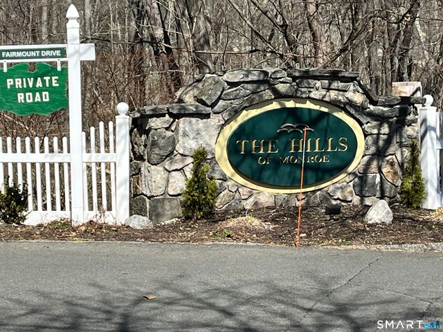 202 Windgate Circle E, Monroe, CT 06468