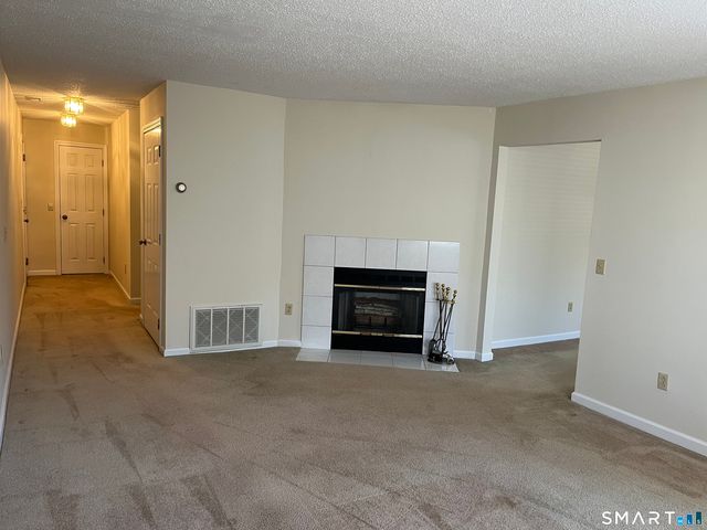 202 Windgate Circle E, Monroe, CT 06468