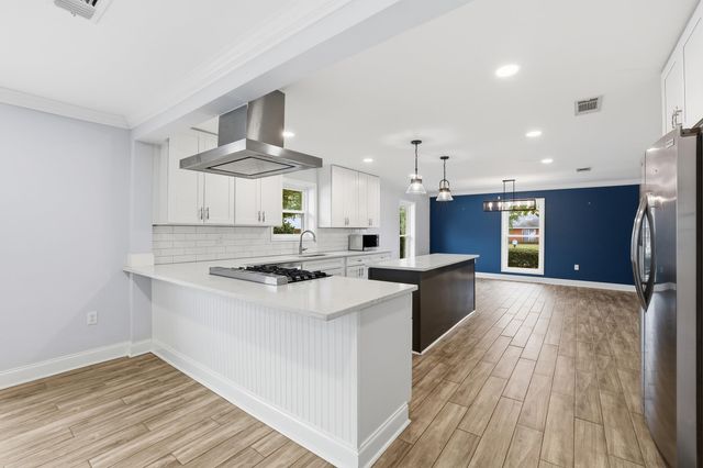 311 Estate Dr, Houma, LA 70364