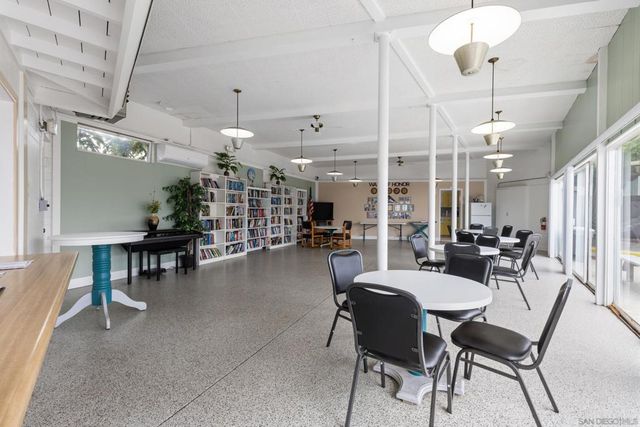 900 N Cleveland St 101, Oceanside, CA 92054
