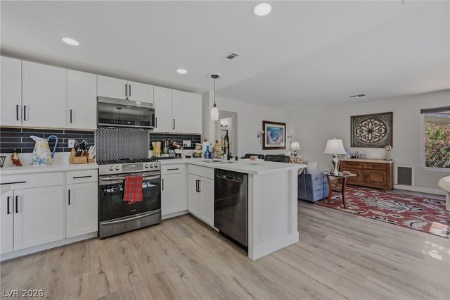 1445 Heather Oaks Way, North Las Vegas, NV 89031