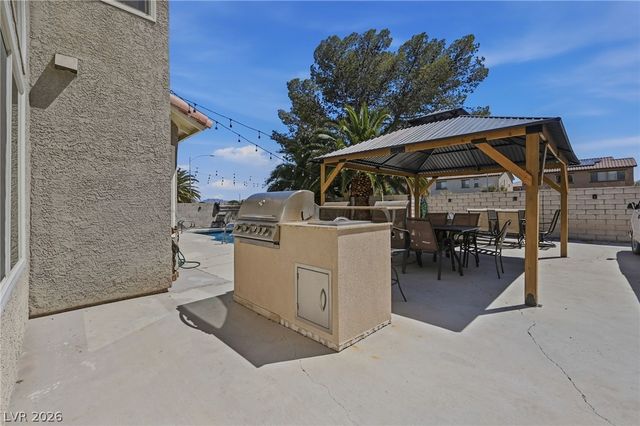 1445 Heather Oaks Way, North Las Vegas, NV 89031