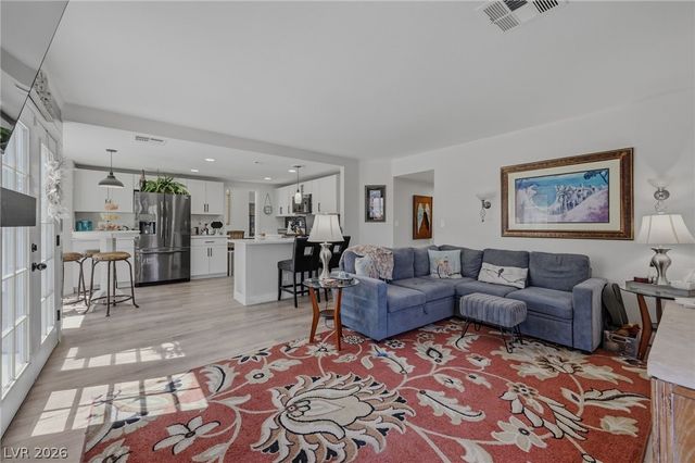 1445 Heather Oaks Way, North Las Vegas, NV 89031