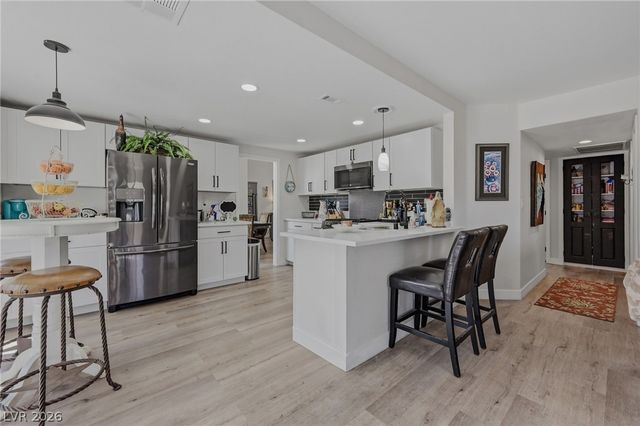 1445 Heather Oaks Way, North Las Vegas, NV 89031