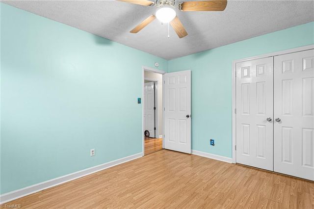 4608 Sun Valley Lane, Kernersville, NC 27284