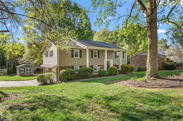 4608 Sun Valley Lane, Kernersville, NC 27284
