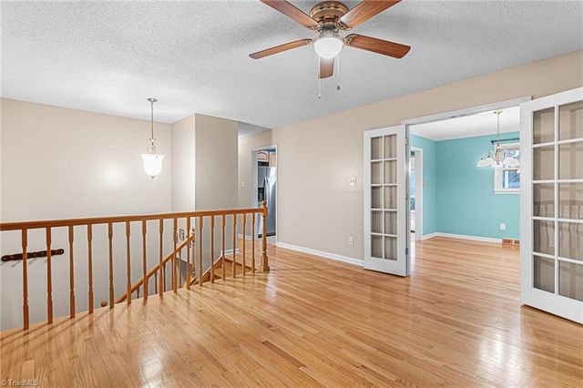 4608 Sun Valley Lane, Kernersville, NC 27284