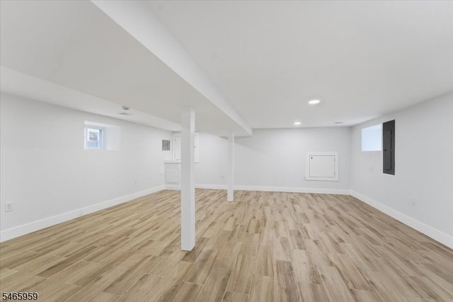 95 Rutherford Pl, North Arlington Boro, NJ 07031