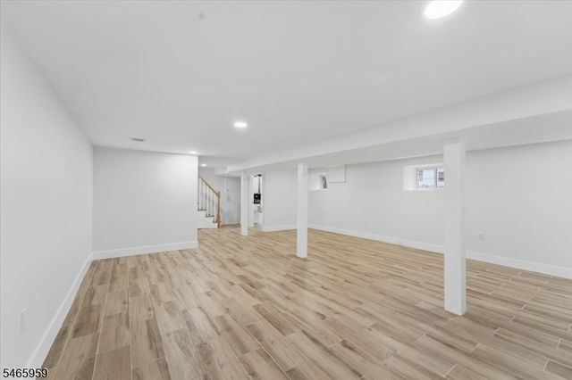 95 Rutherford Pl, North Arlington Boro, NJ 07031