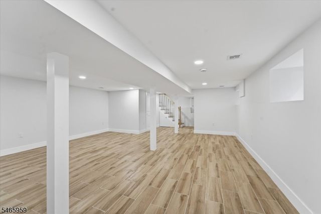 95 Rutherford Pl, North Arlington Boro, NJ 07031