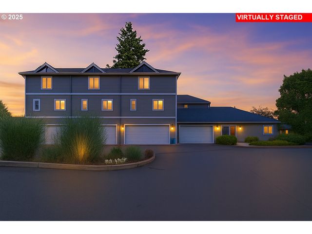 2772 E MCLOUGHLIN Blvd, Vancouver, WA 98661