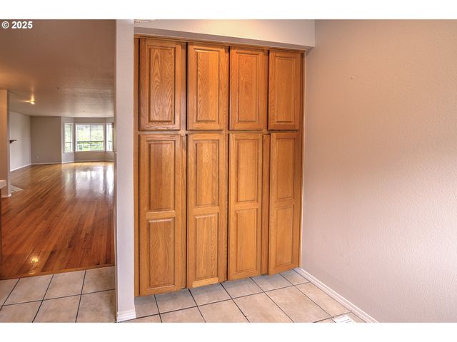 2772 E MCLOUGHLIN Blvd, Vancouver, WA 98661