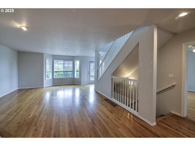 2772 E MCLOUGHLIN Blvd, Vancouver, WA 98661