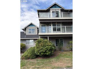2772 E MCLOUGHLIN Blvd, Vancouver, WA 98661
