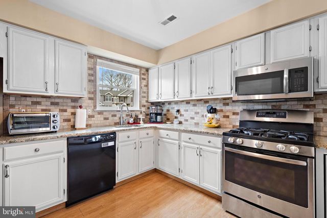 141 NEW HOPE STREET, Tuckerton, NJ 08087