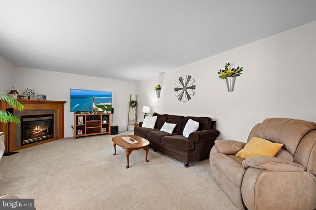 141 NEW HOPE STREET, Tuckerton, NJ 08087
