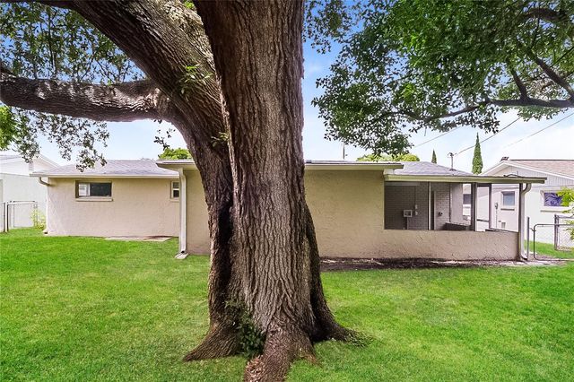 3914 PENSDALE DRIVE, New Port Richey, FL 34652