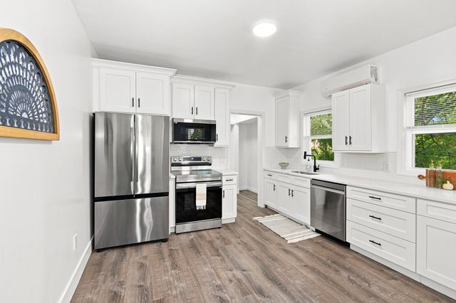 615 Salem St 1, Malden, MA 02148