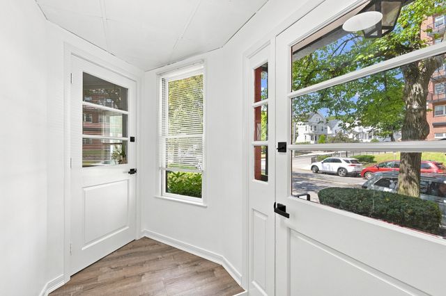 615 Salem St 1, Malden, MA 02148