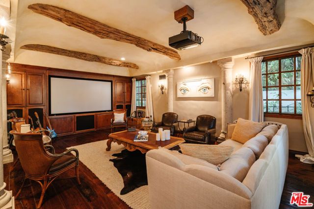 10064 Toluca Lake Avenue, Toluca Lake (los Angeles), CA 91602