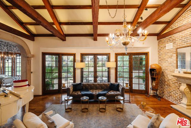 10064 Toluca Lake Avenue, Toluca Lake (los Angeles), CA 91602