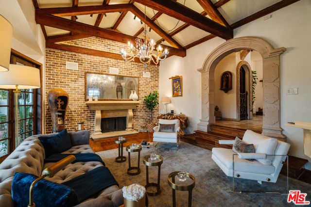 10064 Toluca Lake Avenue, Toluca Lake (los Angeles), CA 91602