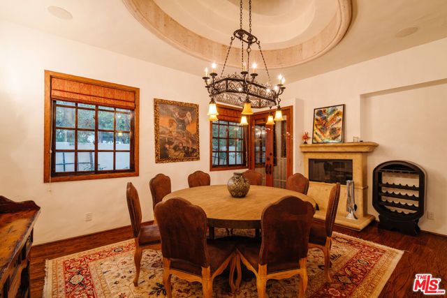 10064 Toluca Lake Avenue, Toluca Lake (los Angeles), CA 91602