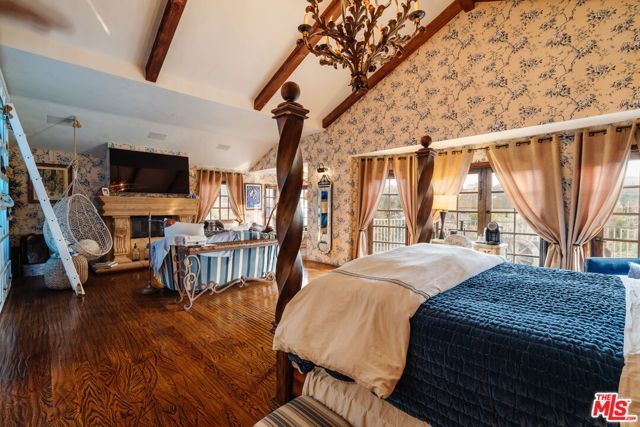 10064 Toluca Lake Avenue, Toluca Lake (los Angeles), CA 91602