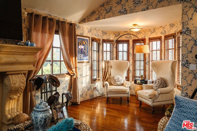 10064 Toluca Lake Avenue, Toluca Lake (los Angeles), CA 91602