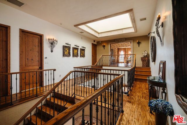 10064 Toluca Lake Avenue, Toluca Lake (los Angeles), CA 91602