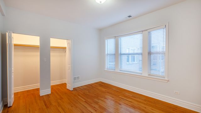 4847 S Vincennes Avenue 203, Chicago, IL 60615