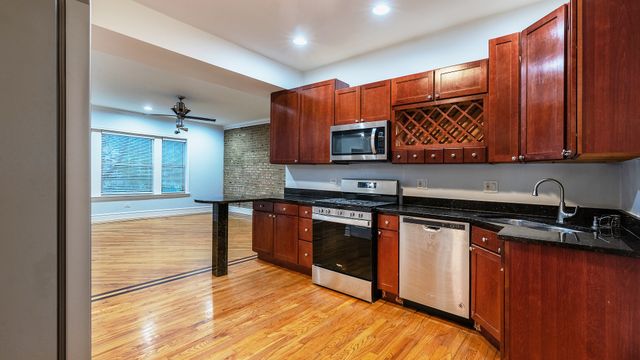 4847 S Vincennes Avenue 203, Chicago, IL 60615