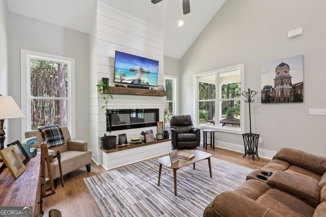 250 Stagecoach Road, Oxford, GA 30054