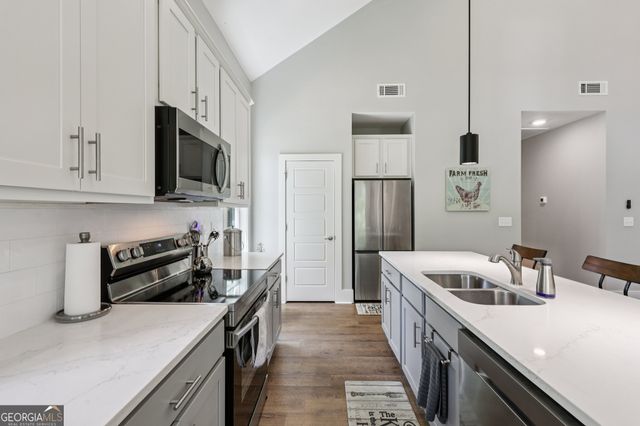 250 Stagecoach Road, Oxford, GA 30054