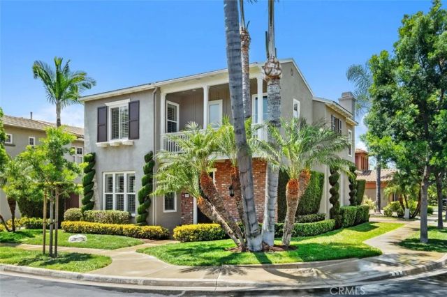 9 Petaluma, Irvine, CA 92602