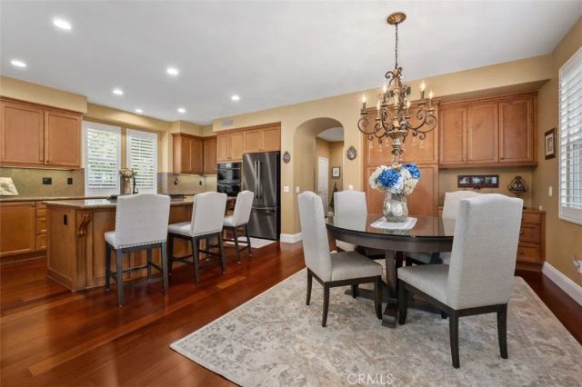 9 Petaluma, Irvine, CA 92602