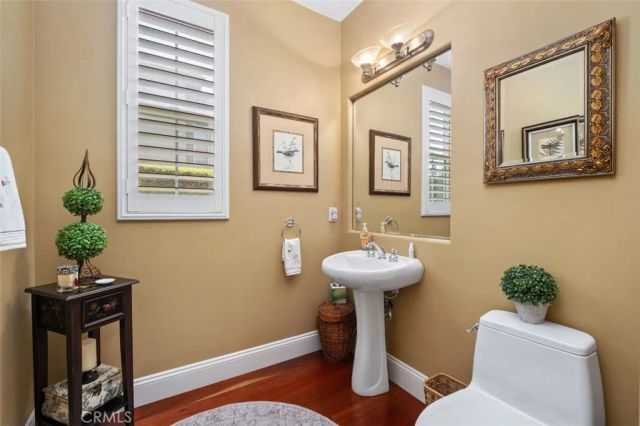 9 Petaluma, Irvine, CA 92602