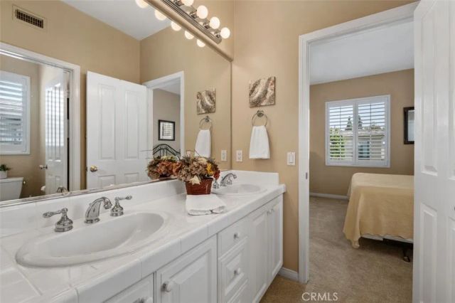 9 Petaluma, Irvine, CA 92602