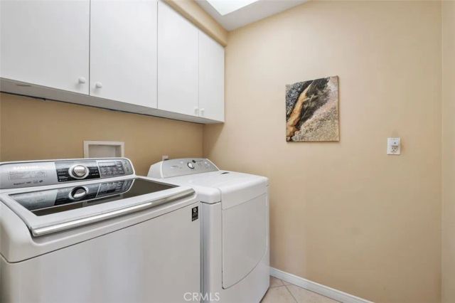 9 Petaluma, Irvine, CA 92602
