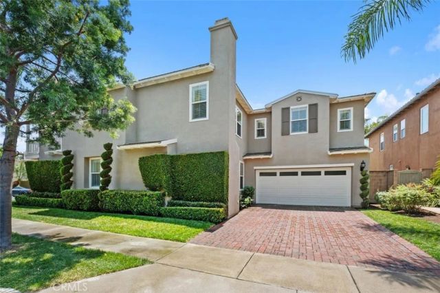 9 Petaluma, Irvine, CA 92602