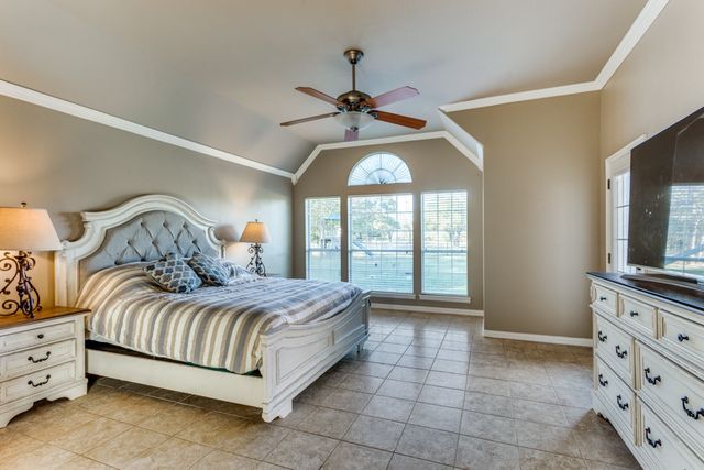 6306 Shadow Valley Drive, Burleson, TX 76028