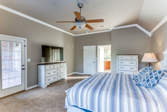 6306 Shadow Valley Drive, Burleson, TX 76028