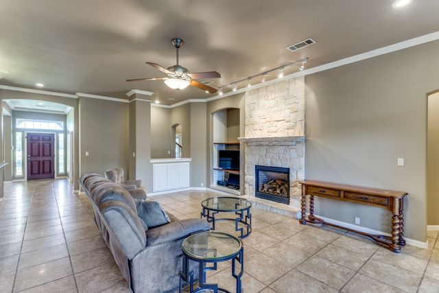 6306 Shadow Valley Drive, Burleson, TX 76028