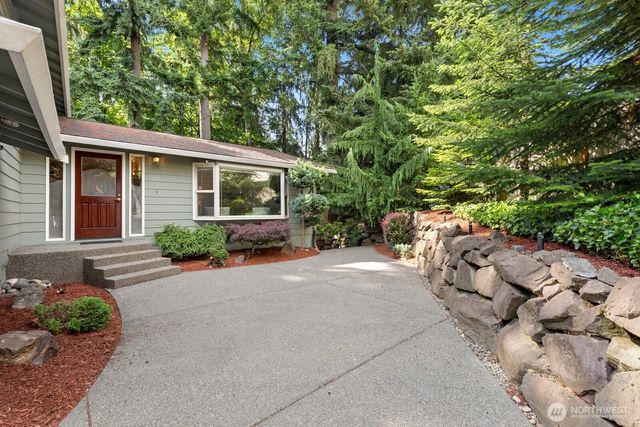 12450 NE 141st Street, Kirkland, WA 98034