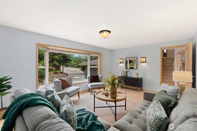 12450 NE 141st Street, Kirkland, WA 98034