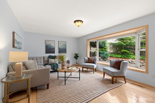 12450 NE 141st Street, Kirkland, WA 98034