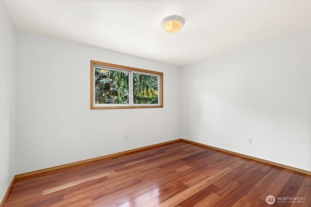 12450 NE 141st Street, Kirkland, WA 98034