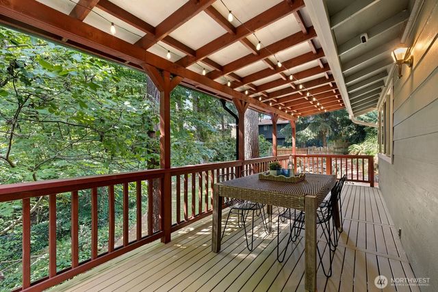 12450 NE 141st Street, Kirkland, WA 98034